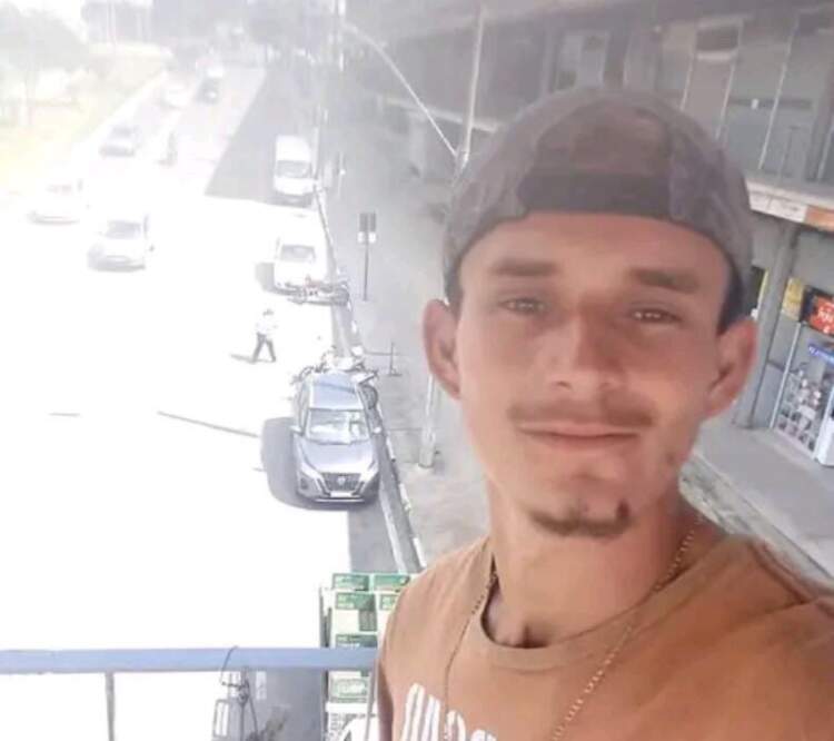 Família procura por jovem de 22 anos desaparecido em Poções