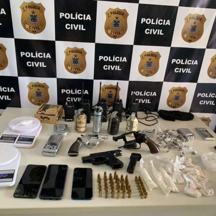 Operação Terra Prometida: Polícia Civil cumpre mandados de prisão e apreende granadas e armas em Nova Canaã, Iguaí e Ibicuí.