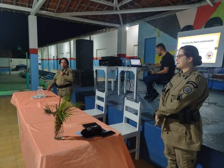 79ª CIPM realiza palestra sobre drogas em escola da rede municipal na cidade de Poções