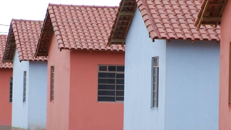 Poções: Governo do Estado vai construir 54 casas para as famílias afetadas pelas chuvas.