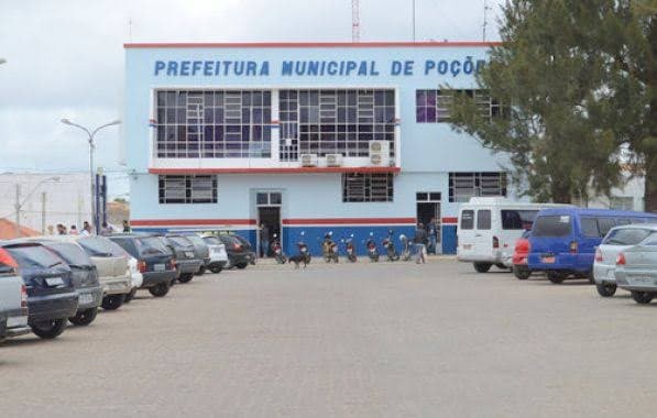Prefeitura de Poções abre licitação para novo concurso público após anulação de certame anterior
