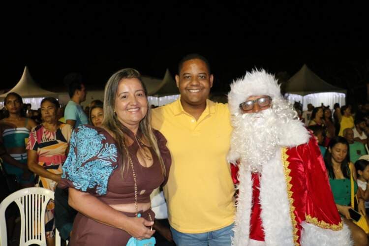 Noite de Encanto e Solidariedade: Natal Social Ilumina Iguaí