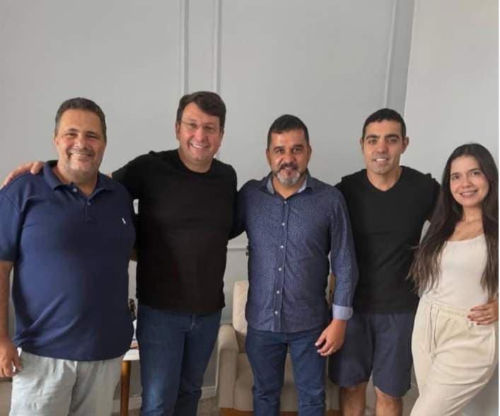 Lideranças de Poções se reúnem com Dr. Marcelo Emerenciano, assessor especial do Governo Lula