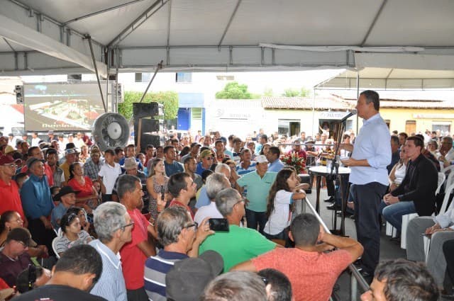 Mirante: Rui Costa entrega obras e garante construção de rodovia ligando Mirante a Bom Jesus da Serra