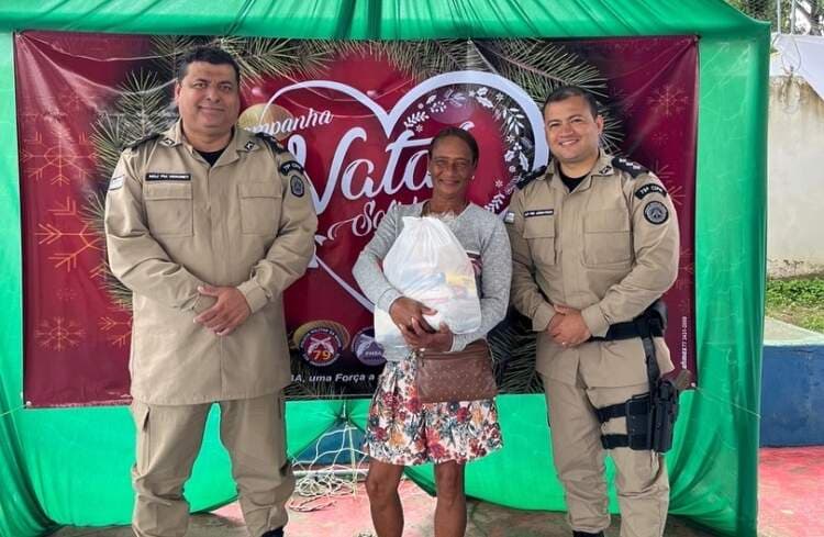 79ª CIPM realiza a entrega de cestas básicas da campanha Natal Solidário em Poções