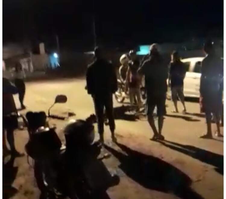 Ciclista é atropelado por motocicleta na Avenida Vitória da Conquista em Poções
