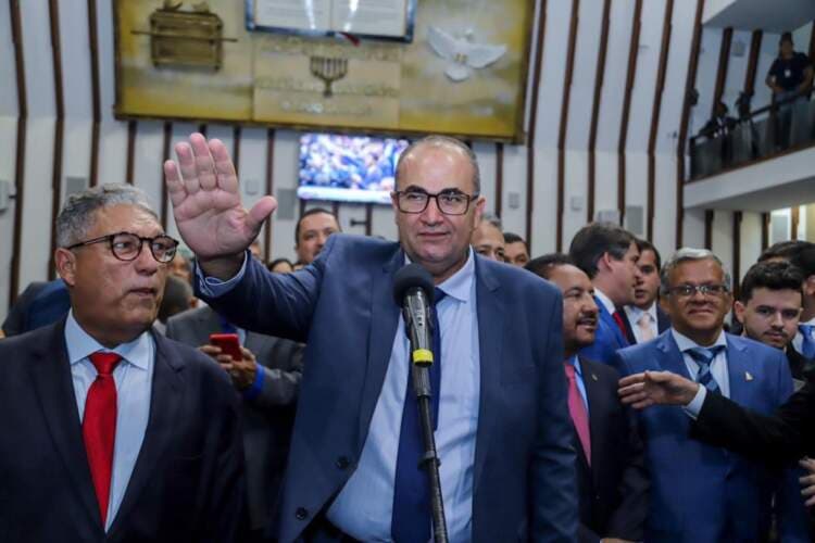 Deputado estadual Hassan toma posse e reafirma compromisso com a população do Sudoeste Baiano