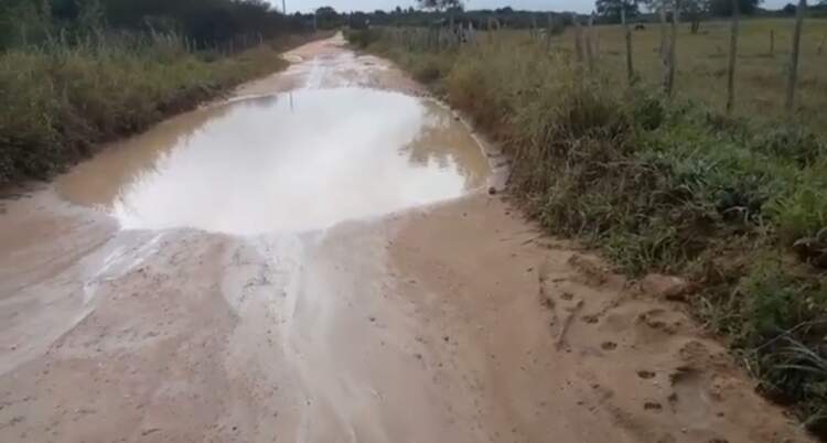 Você Repórter: Moradores da Zona Rural de Poções pedem ajuda