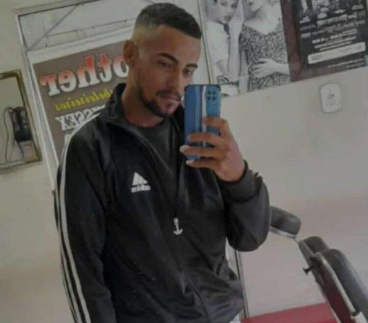 Luto em Poções: Vítima de acidente na BA-640, morre Gean Santos Silva aos 23 anos de idade