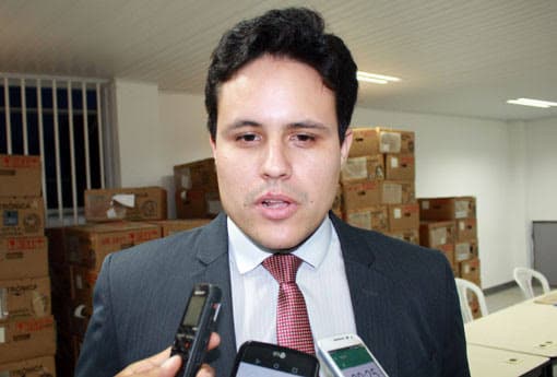 MP-BA aciona governo estadual para garantir profissionais de apoio a alunos com deficiência