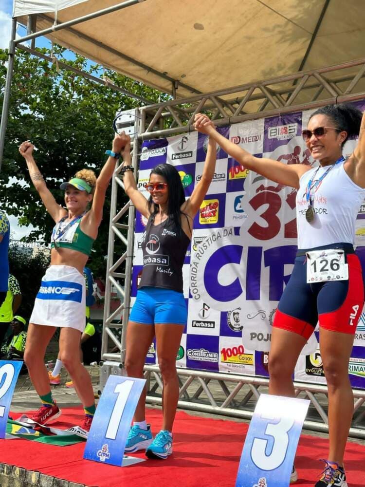 Suzy Ruas traz prata de Pojuca! Atleta ficou em 2º lugar na 3ª Corrida Rústica da 32ª CIPM