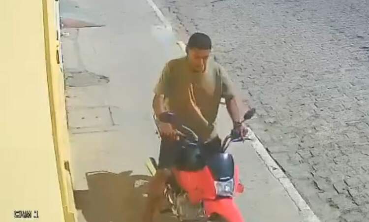Alerta em Poções: Moto roubada em plena luz do dia desencadeia alerta na cidade