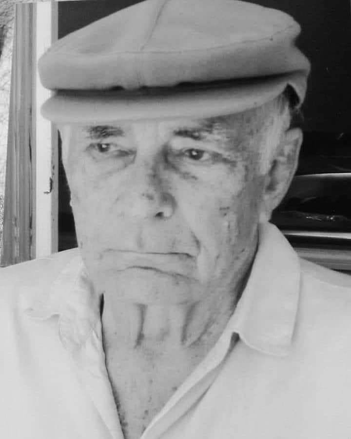 Luto em Poções: Comunidade se despede do Sr. Maneca, patriarca da família Porto Meira Magalhães.