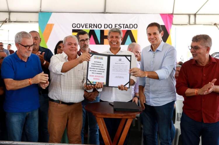 Bom Jesus da Serra recebe obras de educação, infraestrutura e abastecimento de água do governo estadual