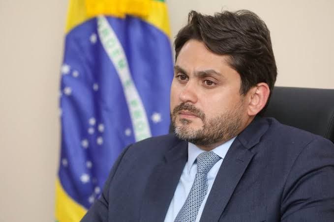 Ministro de Lula beneficiou a própria fazenda 2 vezes com emendas