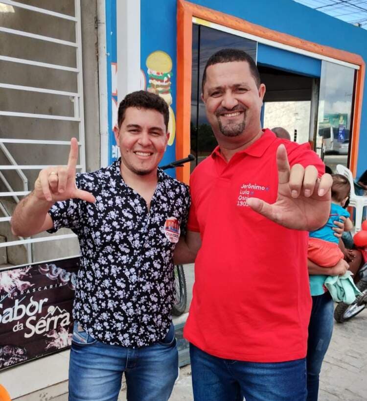 Andinho alavanca avanços para Poções: Nova ambulância para o SAMU é a mais recente conquista