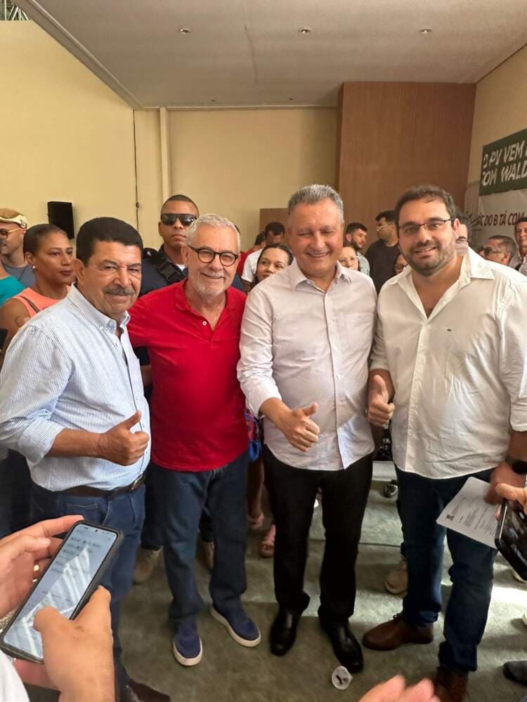 Dr. Antonio e Adonias solicitam pavimentação da rodovia BR-030 entre Boa Nova e Dário Meira ao ministro Rui Costa