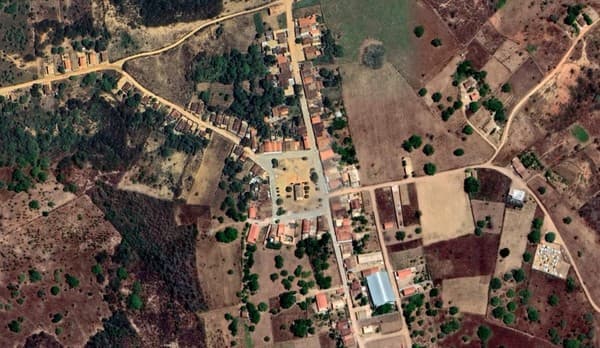 Estudante mata três colegas em escola na Bahia