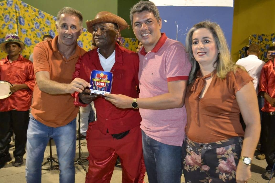 Poções: Prefeitura realiza Encontro de Ternos de Reis e mantém viva tradição centenária