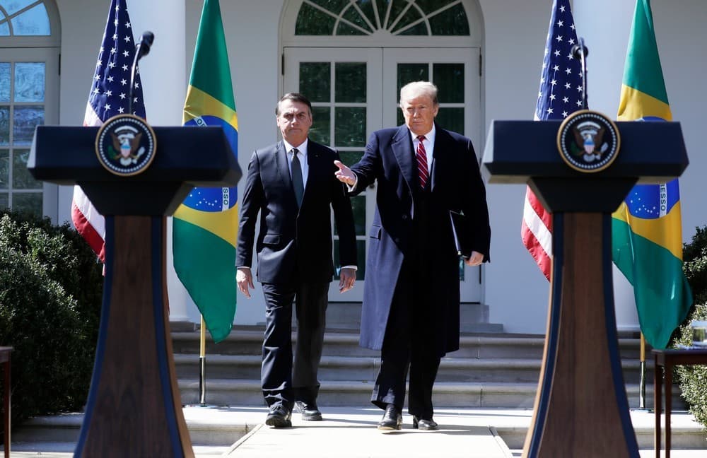 EUA: Trump diz querer Bolsonaro como aliado da Otan, organização militar de defesa