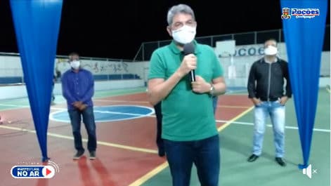 Prefeitura no Ar: Prefeito inaugura quadra de esportes na Urbis