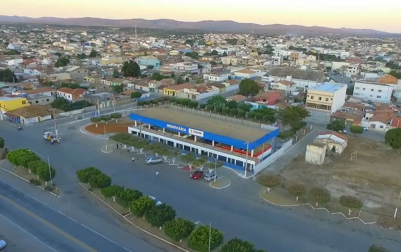Variantes do Coronavírus: SESAB recomenta suspenção de viagens para diversas cidades da Bahia