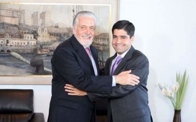 Eleições 2022: Pesquisa interna aponta Neto à frente de Wagner na disputa pelo governo da Bahia