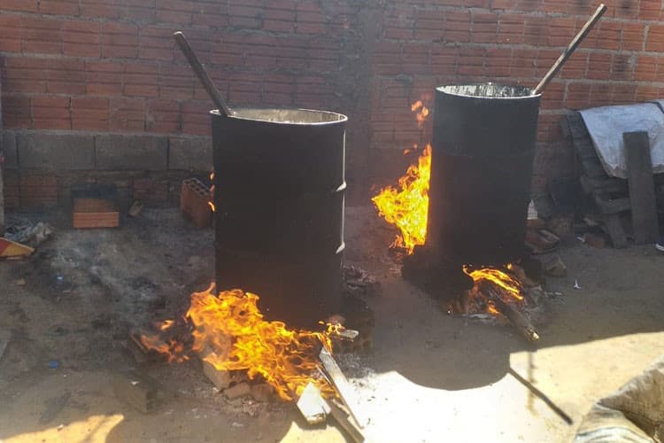 Sudoeste: Vigilância Sanitária apreende centenas de litros de ‘mel fake’ na cidade de Guanambi