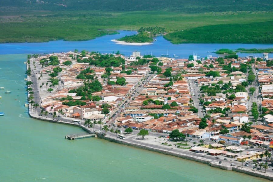 Bahia: Porto Seguro flexibiliza a utilização de máscaras em ambientes abertos