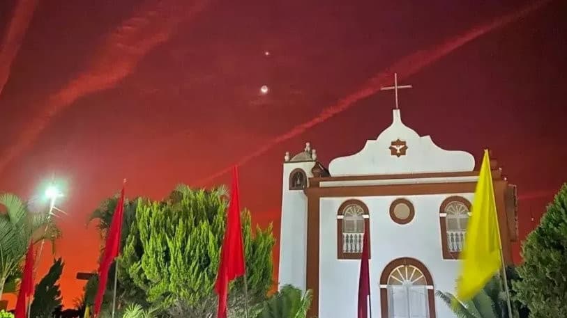 Alvorada dá início às comemorações ao Divino Espírito Santo em Poções.